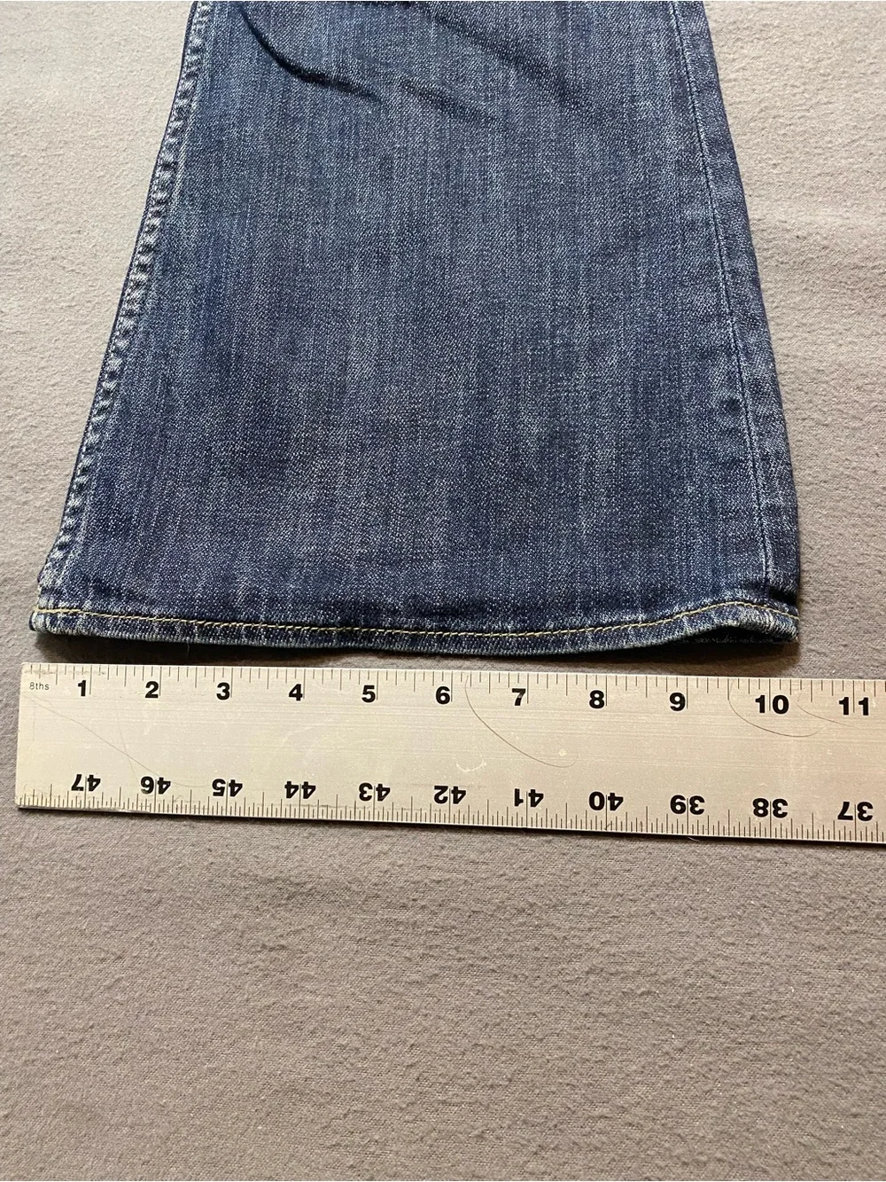 Silver Jeans Women's Isabel Medium Blue Bootcut Jeans 30/33